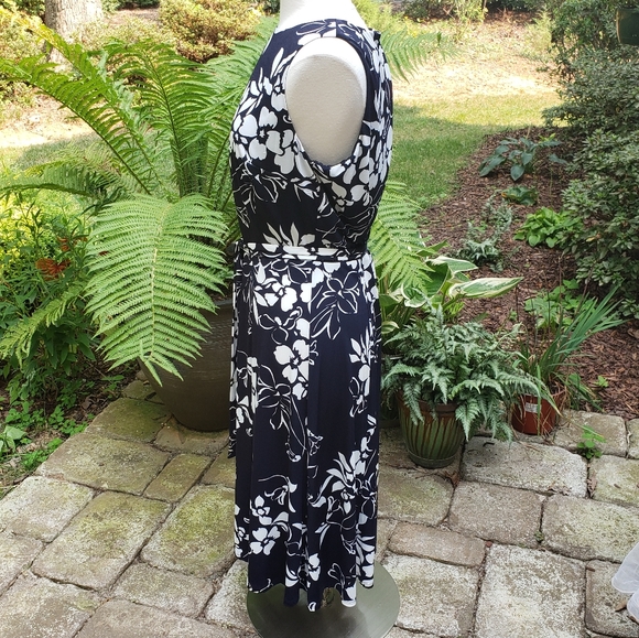 Ann Klein Navy White Floral A-Line Dress - Picture 3 of 4